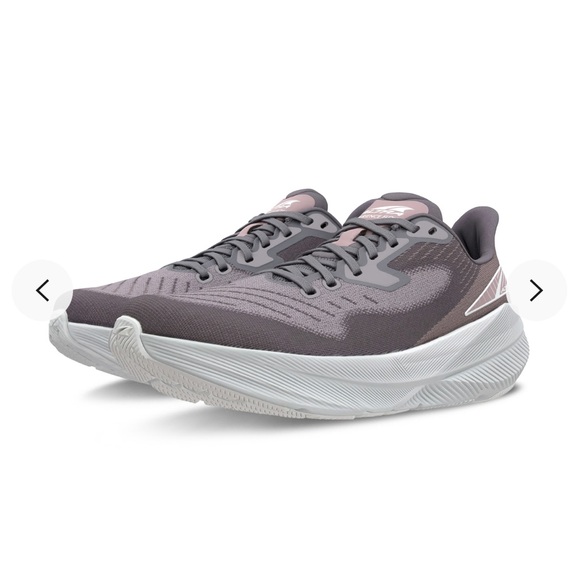 Altra Gray Experience Flow-8.5 - Picture 2 of 13